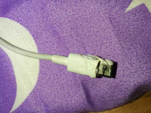 手机充电器接口接触不良缩略图