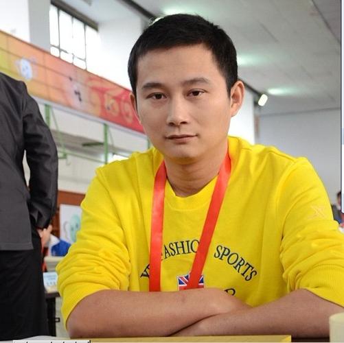 五子棋全国冠军艾显平简介