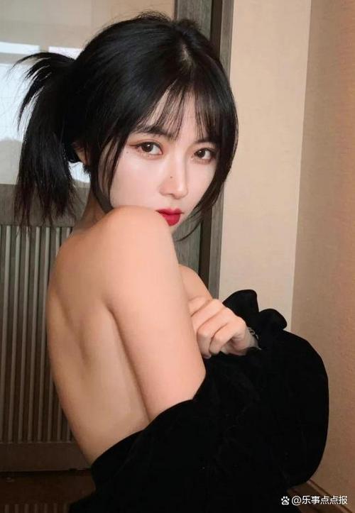为什么我刷抖音全是美女