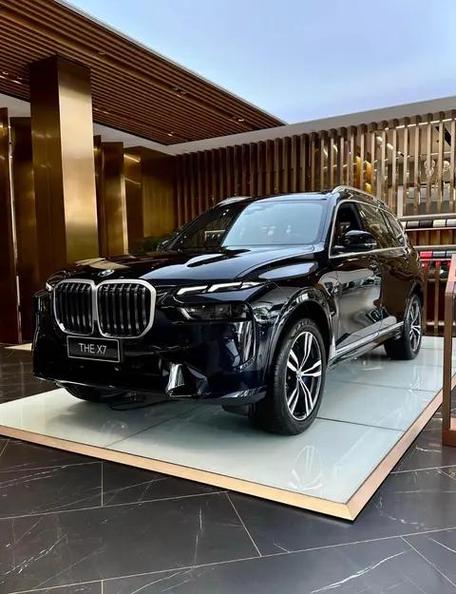 2026年宝马x7多少钱