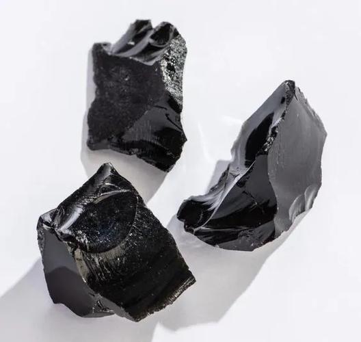 黑曜石吊坠