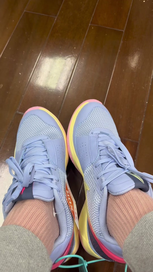 莫兰特1代龙年限定怎么辨别真假