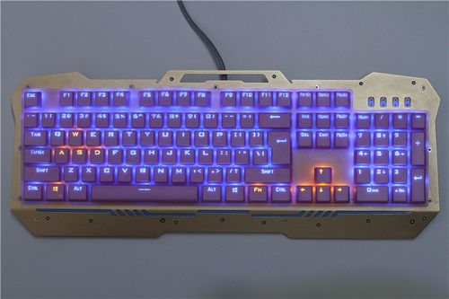 悬浮式机械键盘