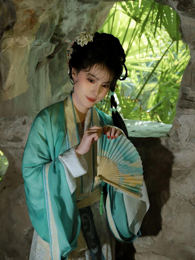 玉萌,至晴
