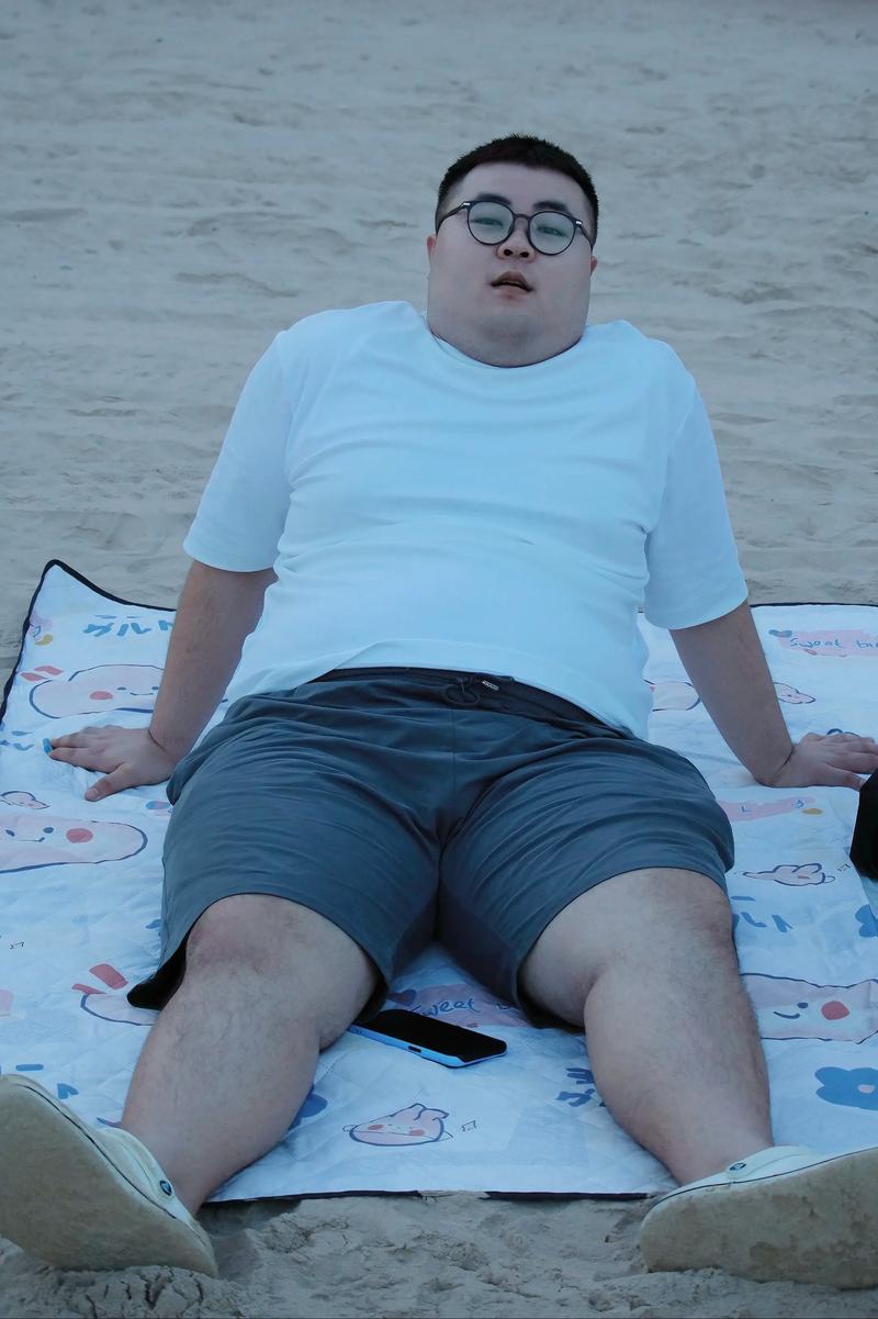 胖的男的都很小吗