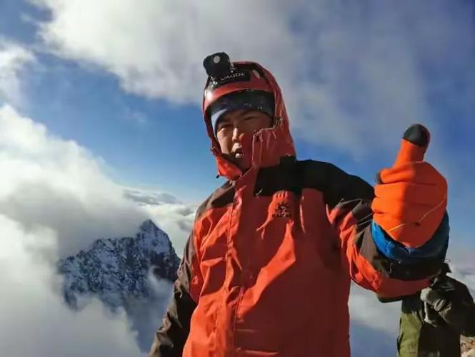 原神雪山三个机器人怎么启动