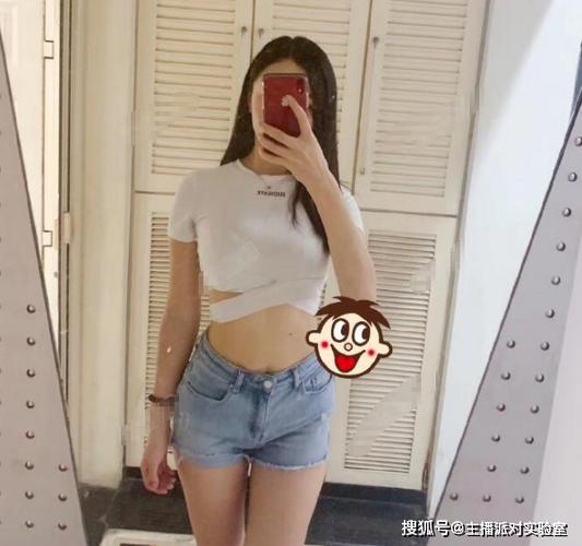 斗鱼小小玉酱