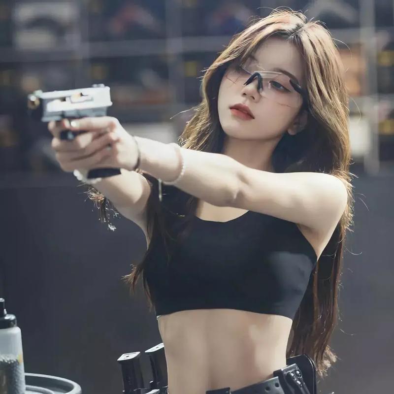 霸气图片 超拽女