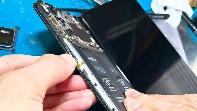 reno5拆机换无框拆解后盖手机维修安装新屏幕教程