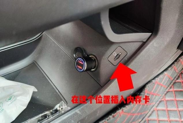 内存卡卡在卡槽里面了