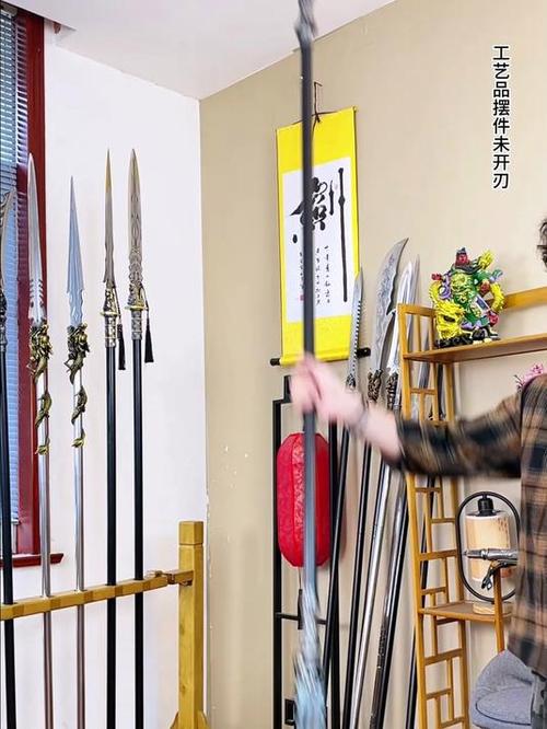 龙胆亮银枪有多重