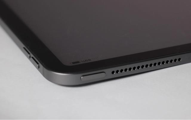 ipad2020顶部孔
