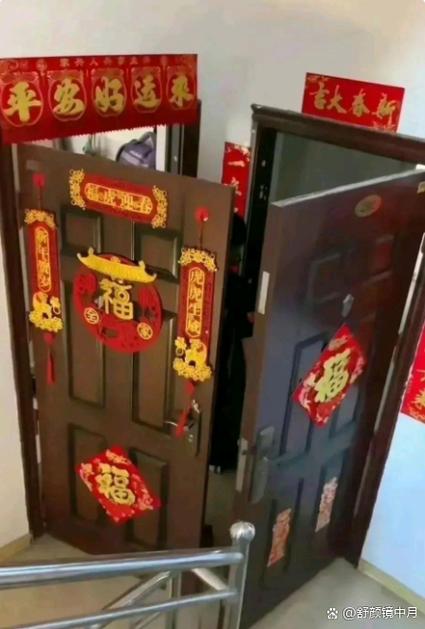 人在屋内怎么给楼下大门打开