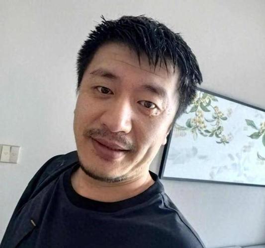 中核二三张雪峰评价缩略图