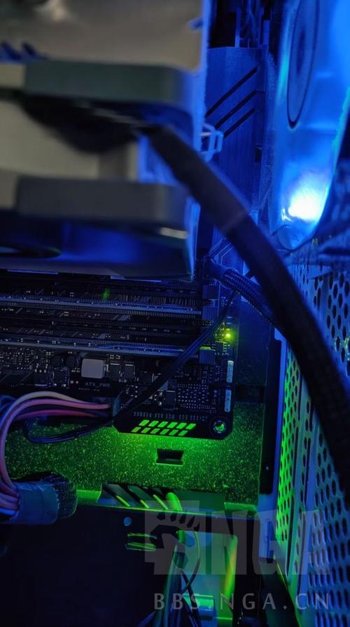 主板boot故障灯亮