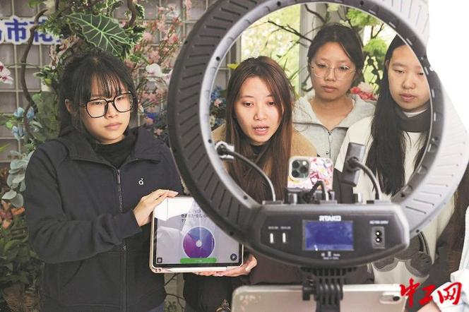 可以开直播的模拟器