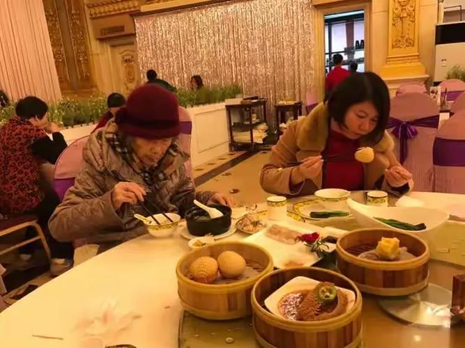 我陪妈妈去超市280字