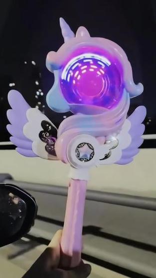 女孩生日礼物
