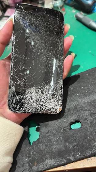 手机摔了弯了怎么修复