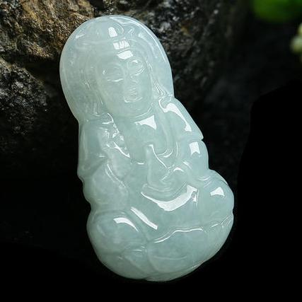 玉坠多少钱一个大概