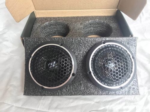 中置音箱用几寸喇叭效果更好