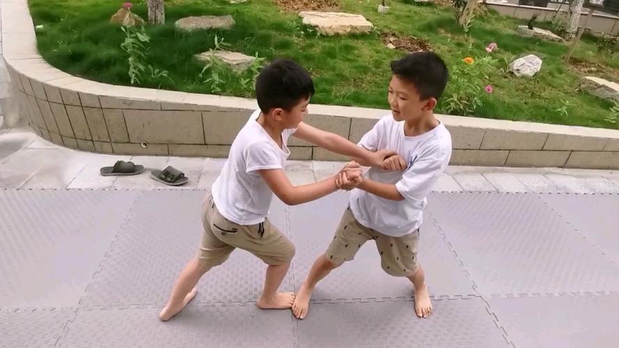 小推手是什么意思