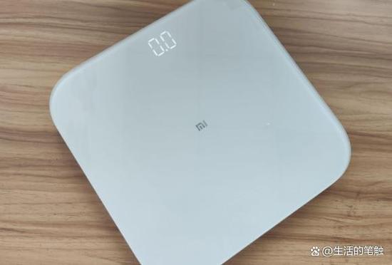 美恩体重秤充电一直闪8