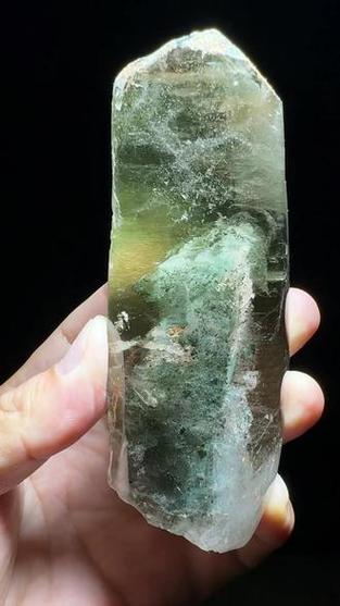 十大最不值钱水晶原石缩略图