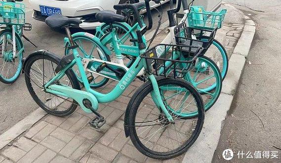 共享单车小蓝车