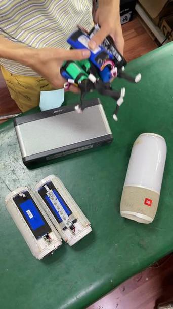 音箱一会就自动关机了