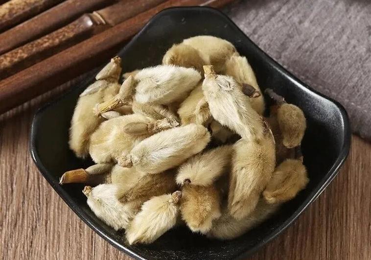 辛夷花熏鼻子的方法
