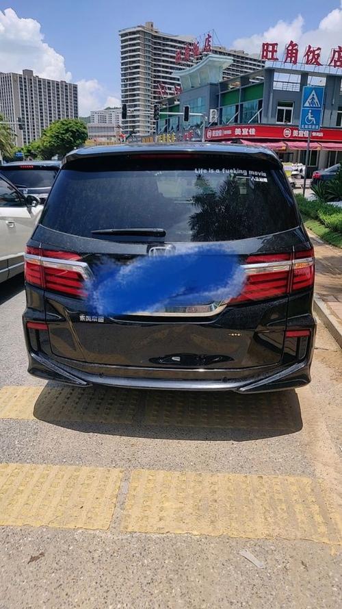 艾力绅后尾门板拆装视频