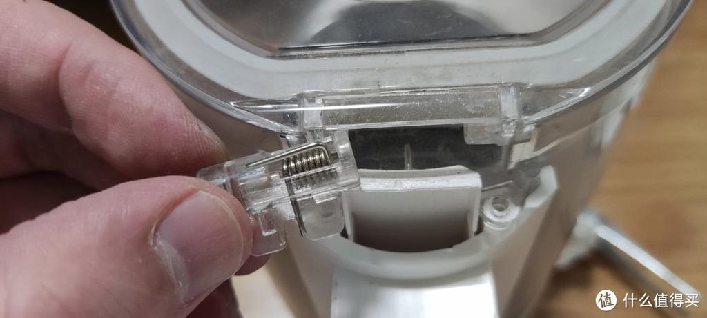 追觅手持吸尘器拆解教程