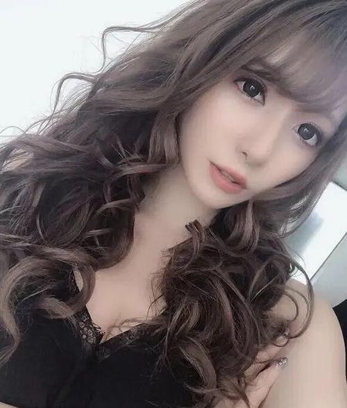田园美樱英文名
