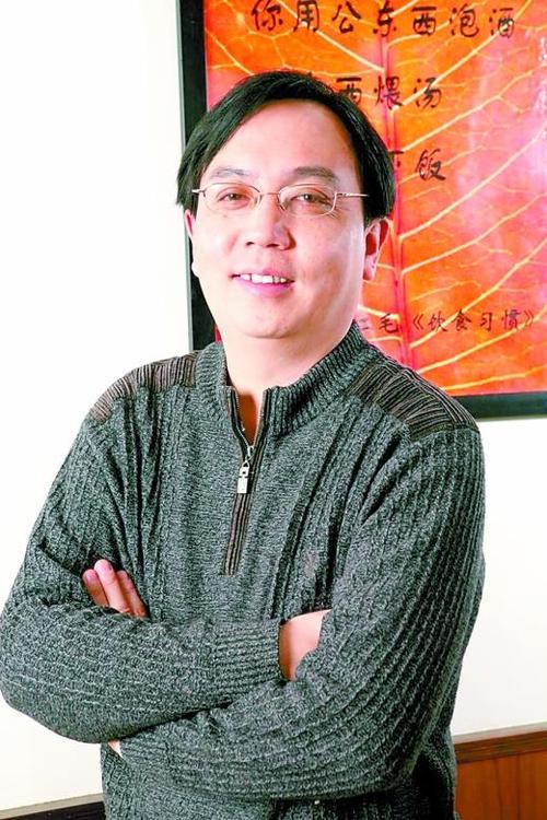 樱桃红二毛和燕子