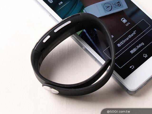 索尼SmartBand Talk