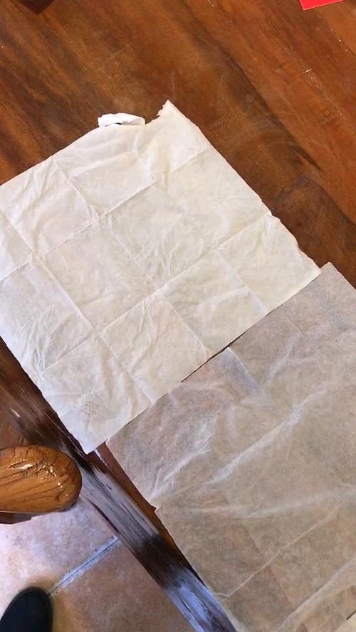 纸巾被水弄湿后又干了还能用吗