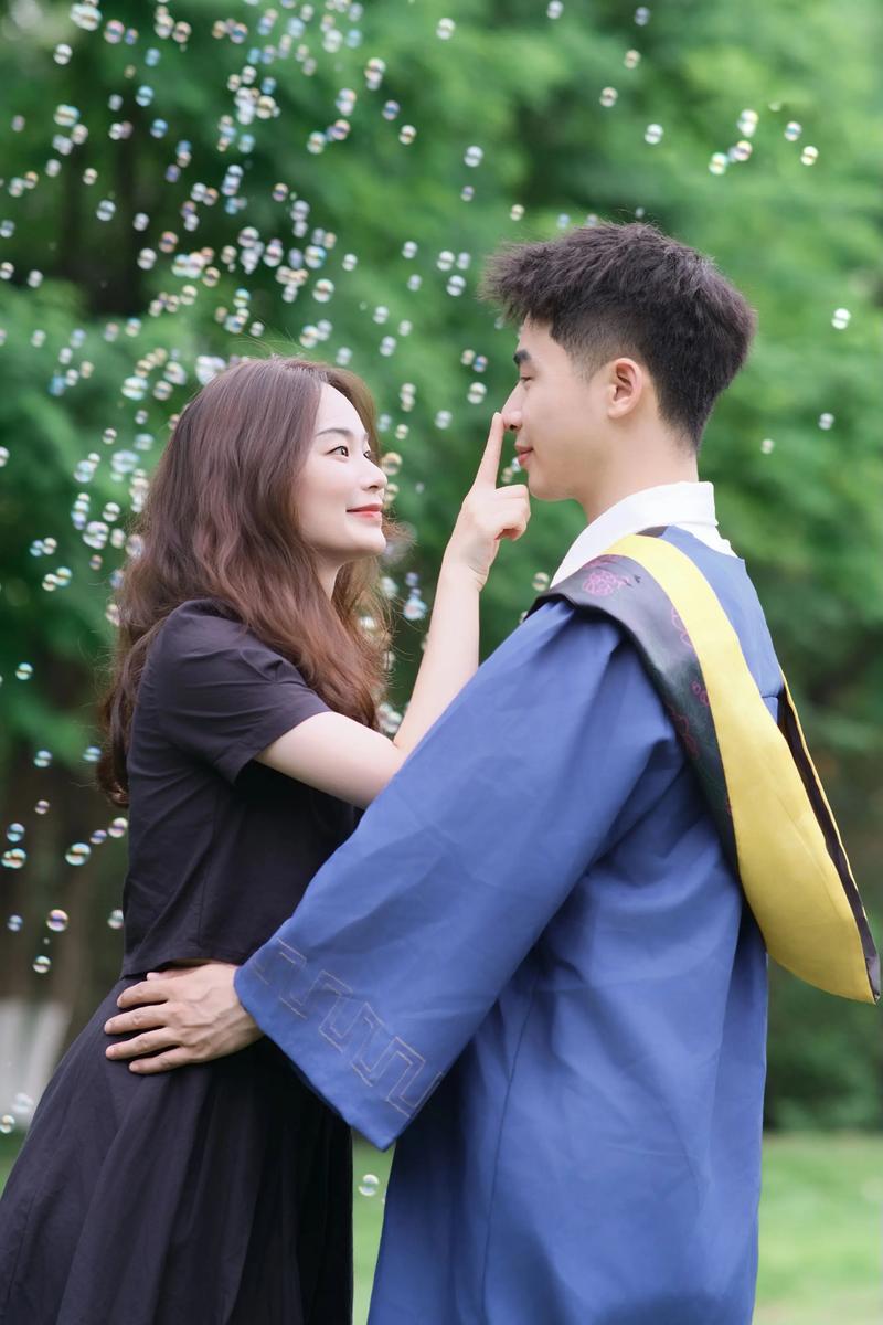 科技如何改变当今的大学约会