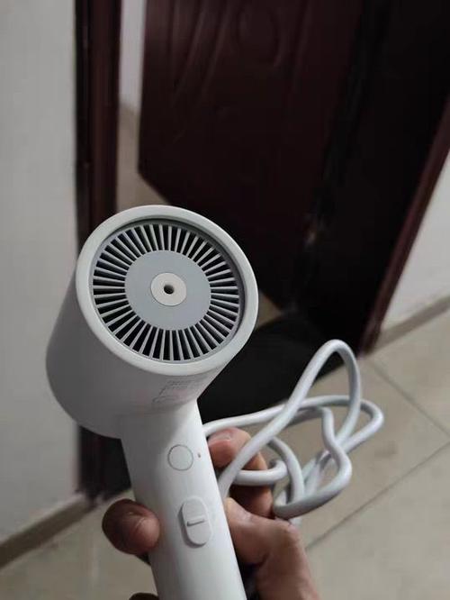 小米吹风机吹一下就停了