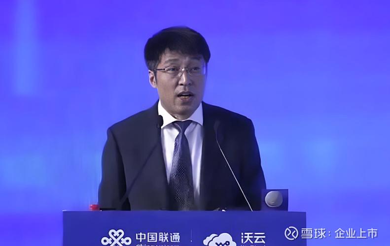任刚刚为什么叫牧云少主
