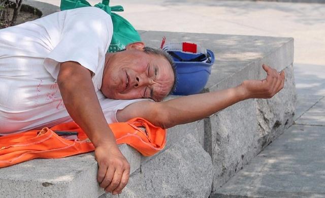 比彻之愿大叔睡哪儿