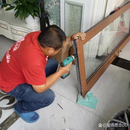 玻璃门地簧坏了怎么办