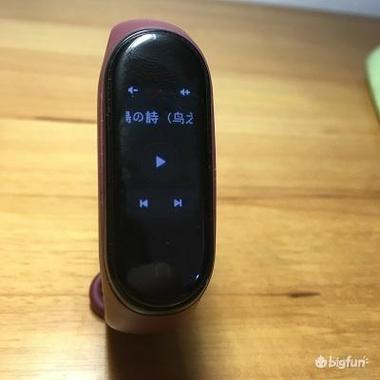 小米4手环怎么放歌曲的