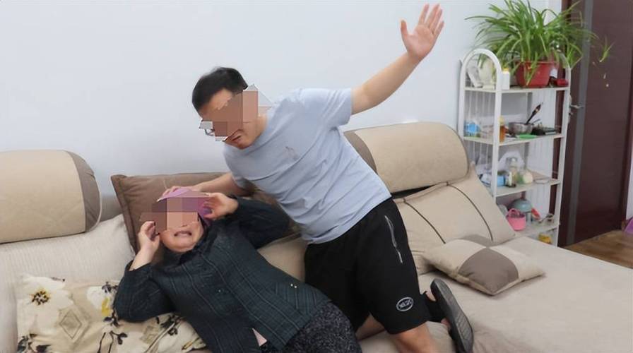 一拳打鼻子有什么后果