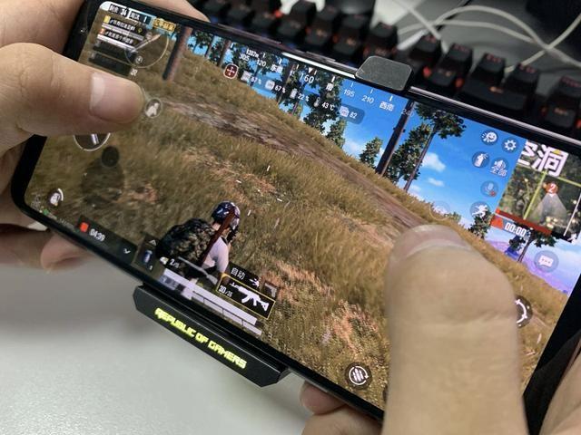 rog2和平精英高清能开90帧吗