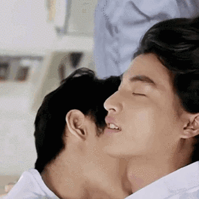 泰剧腐剧双男主吻戏合集缩略图