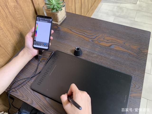 数位板能连手机吗