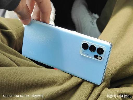 opopreno15拍照挺好,看到照片怎么发黑