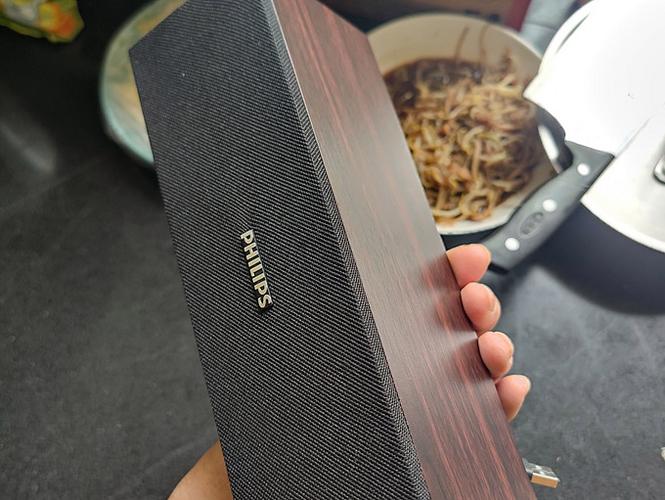 音箱为什么放一会就不响了