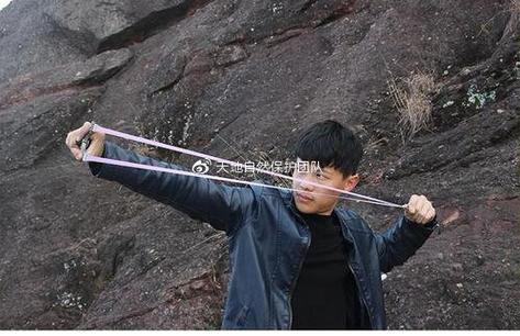 会弹弓的人可怕吗